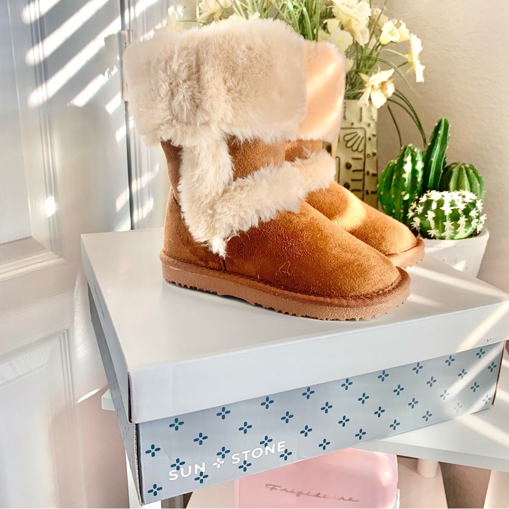 Girls - Kids Soft Furry Winter Boots - Sun & Stone